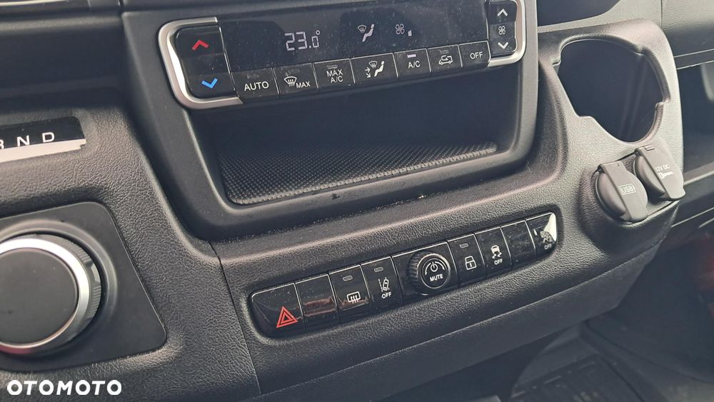 Toyota Proace MAX - 19