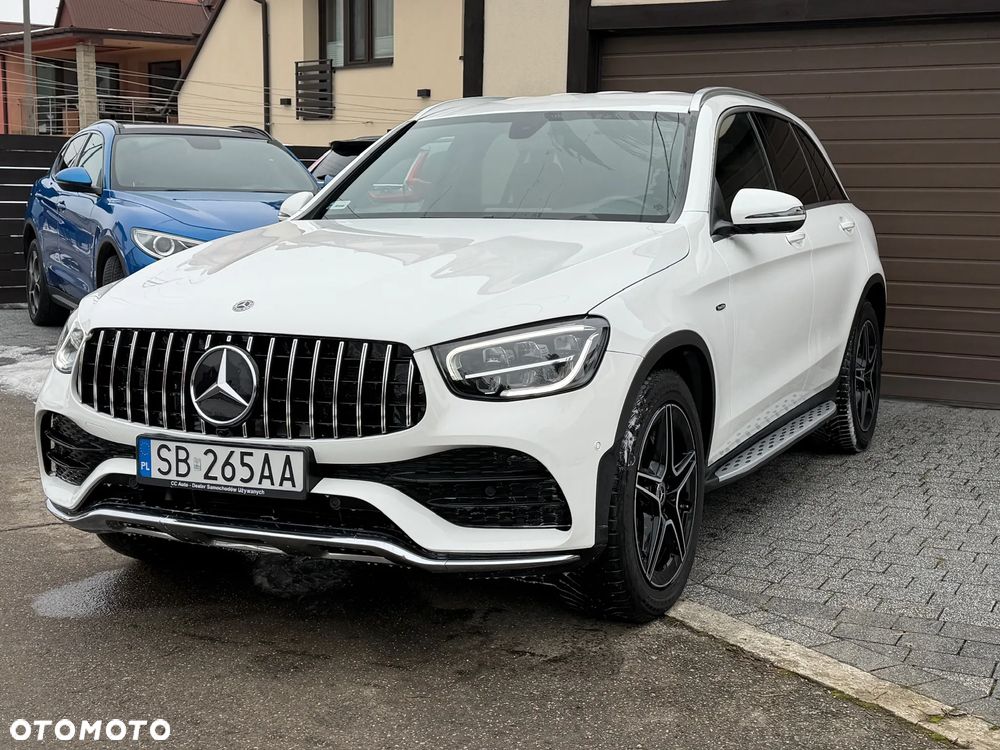 Mercedes-Benz GLC - 12