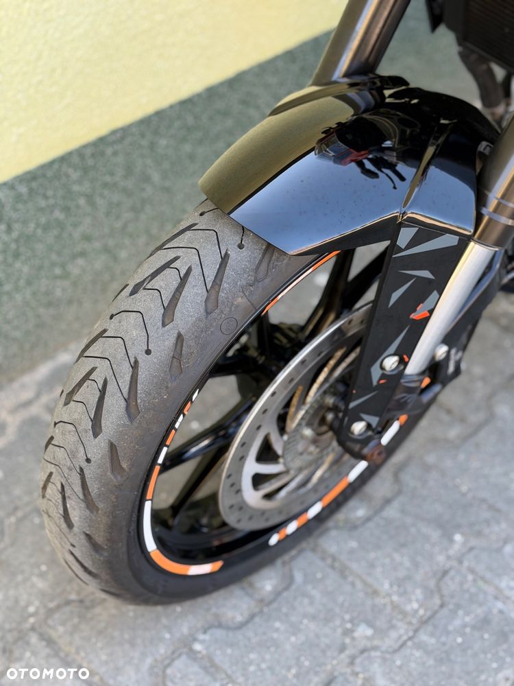 KTM Duke 125 - 28