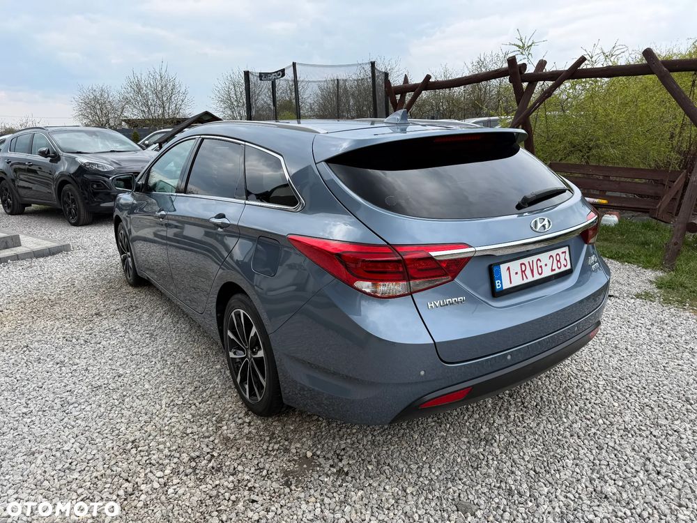 Hyundai i40 Kombi 1.7 CRDi Premium - 12