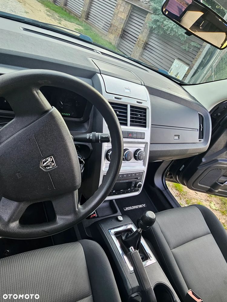 Dodge Journey 2.4 SE - 12