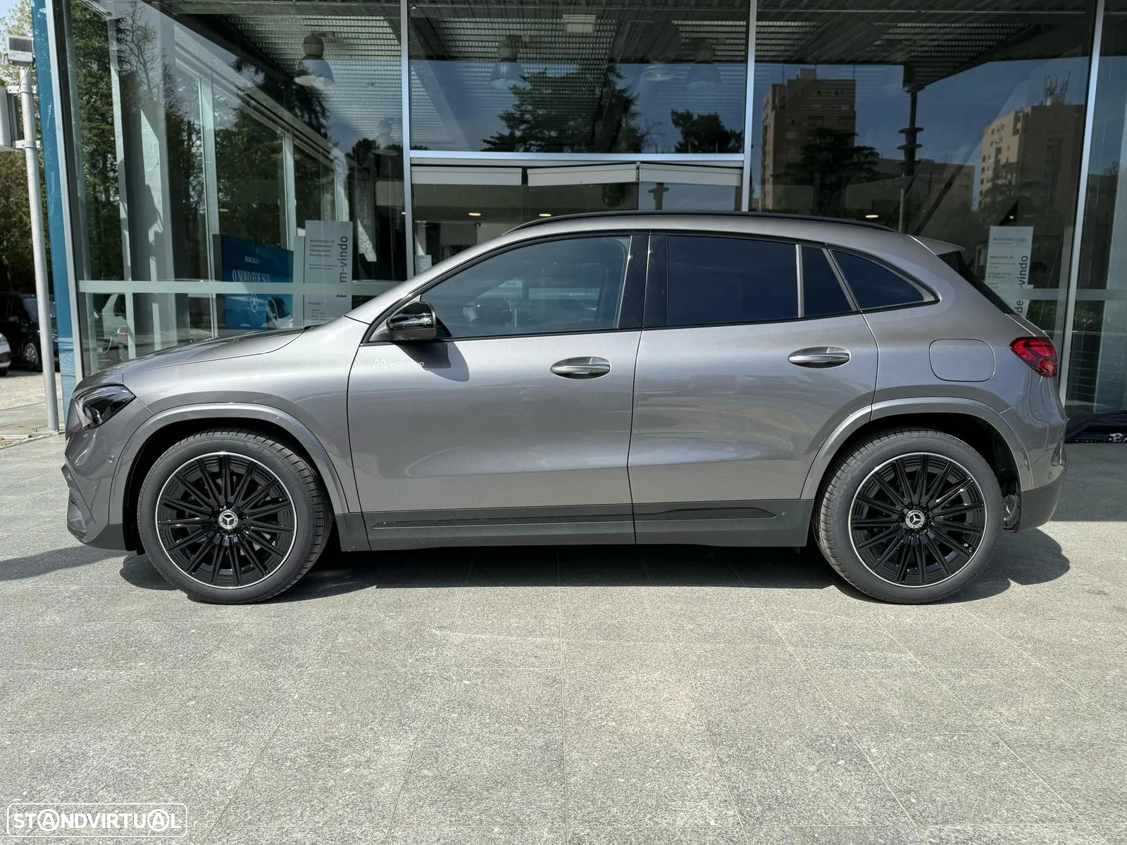 Mercedes-Benz GLA 180 d AMG Line - 7