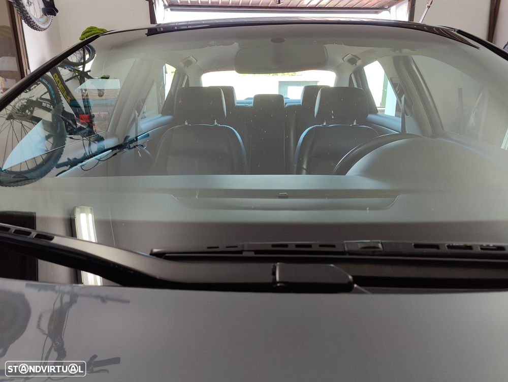 Audi A4 2.5 TDI quattro - 24