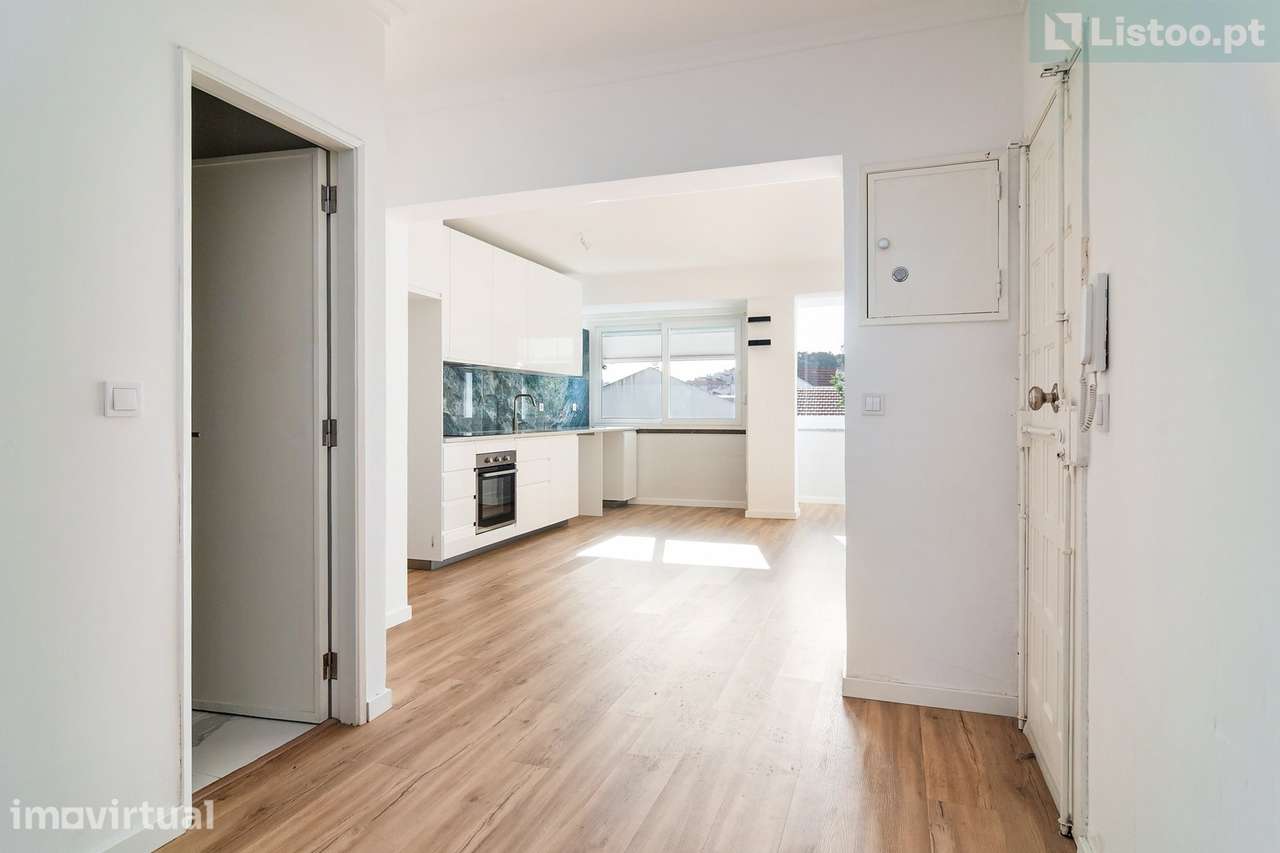 Apartamento T2 Luminoso - Carnaxide - Grande imagem: 5/26