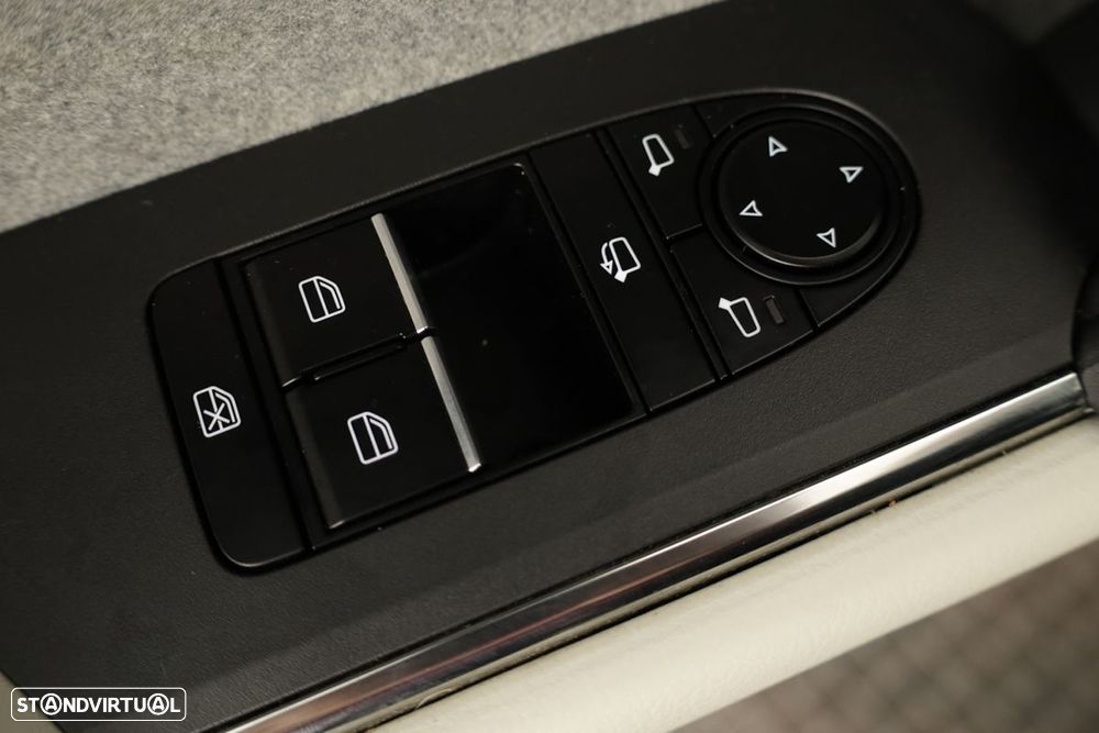 Mazda MX-30 e-SKYACTIV Exclusve-Line - 20