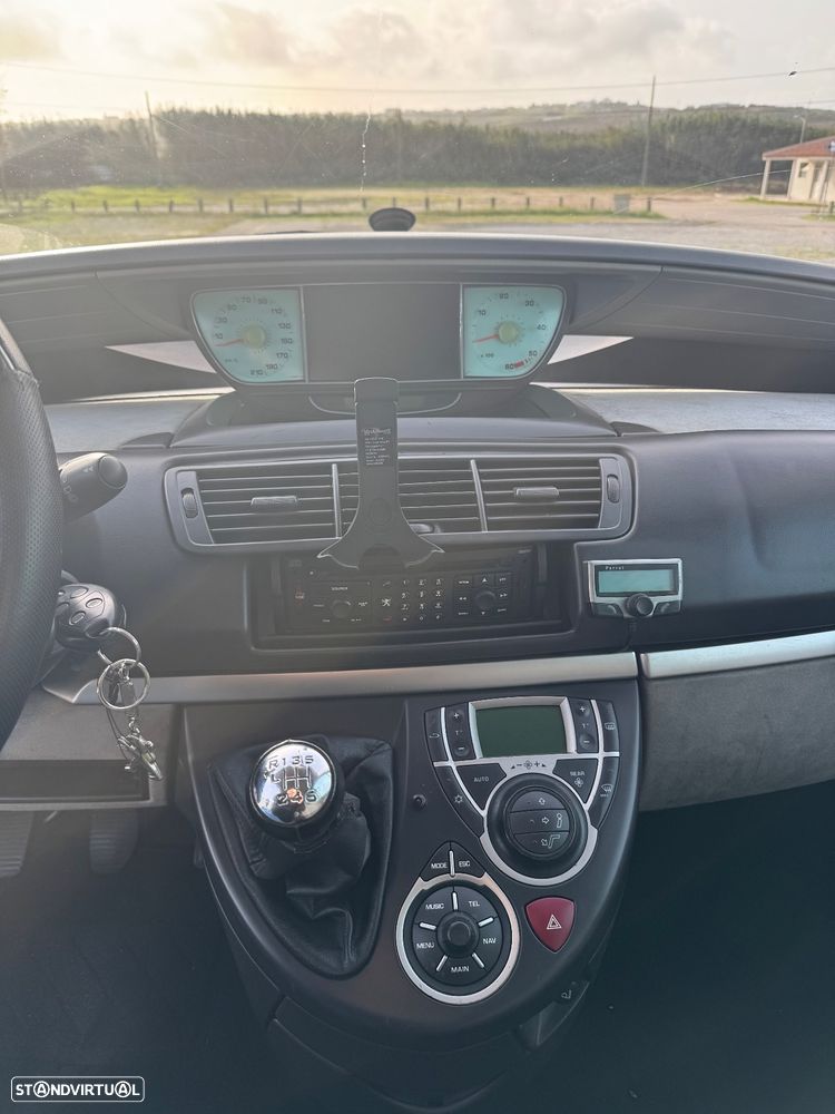 Peugeot 807 2.2 HDi Navteq - 12