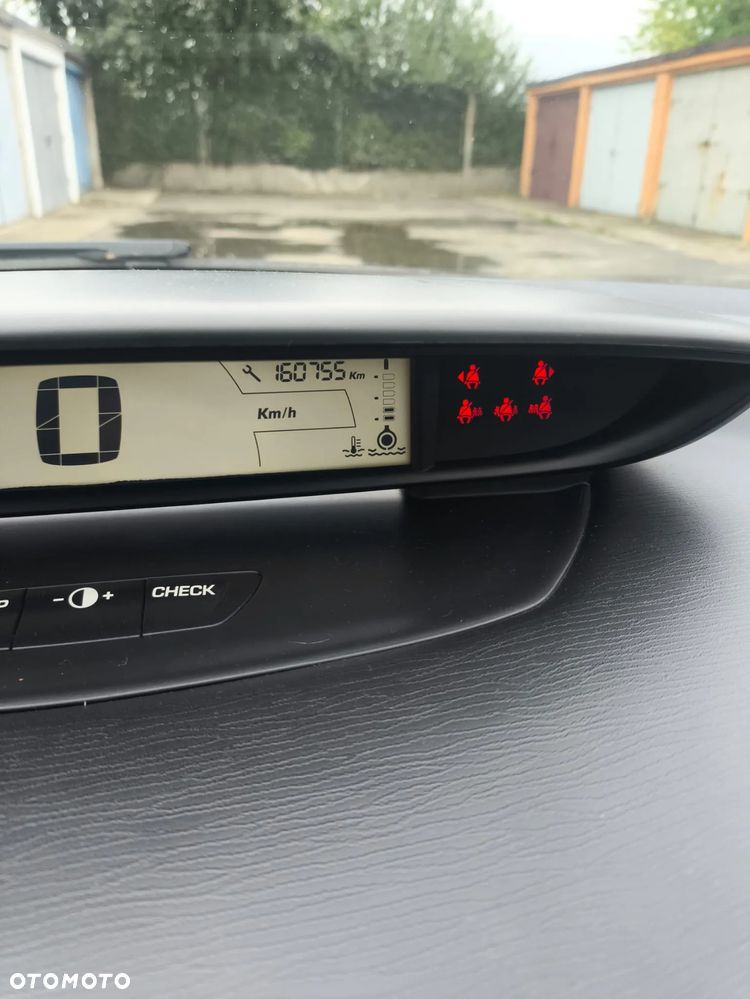 Citroën C4 1.6 16V VTR Pack - 11