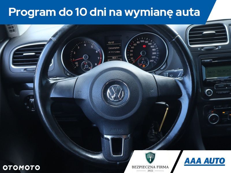 Volkswagen Golf - 20