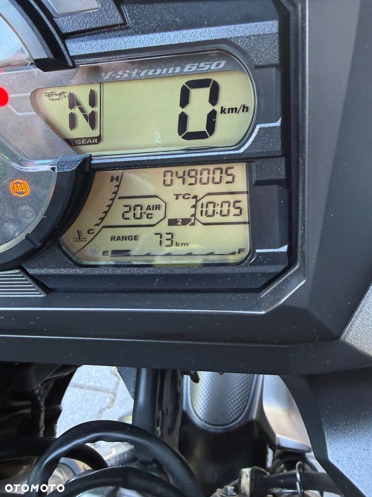 Suzuki V-STROM - 13