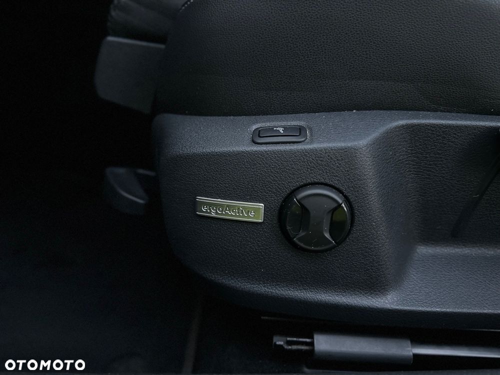 Volkswagen Golf 2.0 TDI BMT Highline DSG - 20