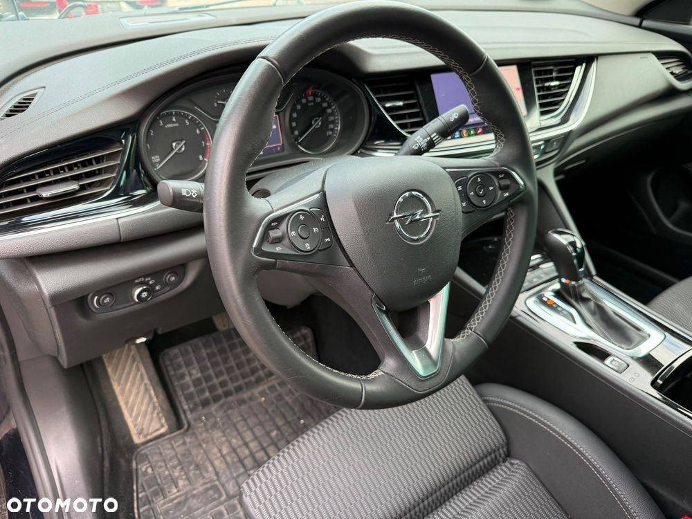 Opel Insignia 1.6 T Innovation S&S - 13