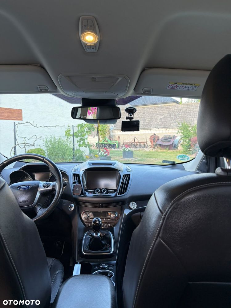 Ford Kuga 2.0 TDCi FWD Titanium - 21