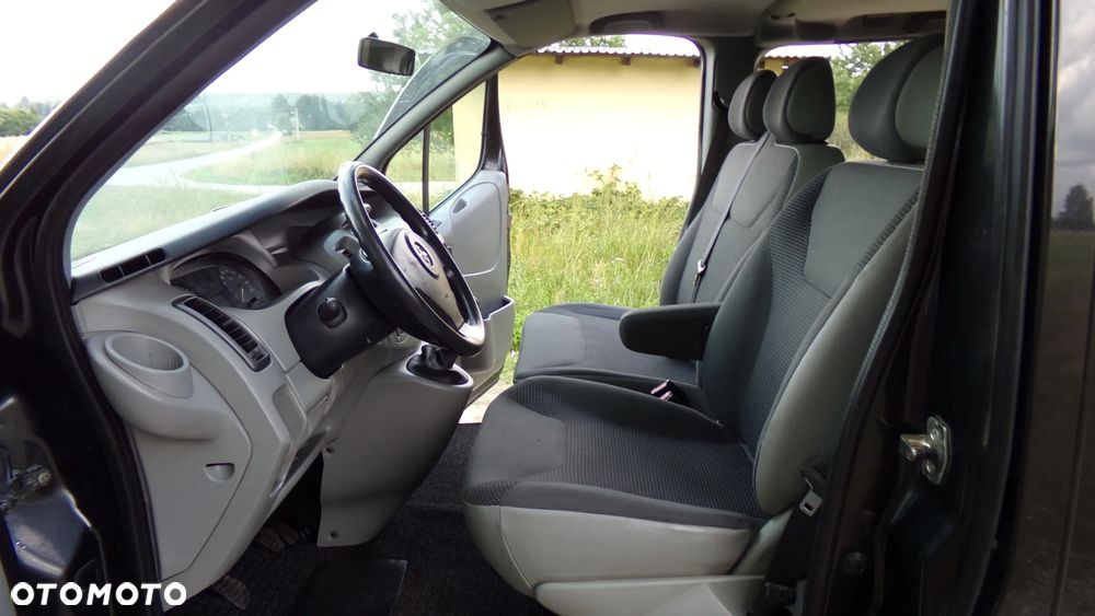 Opel Vivaro - 14