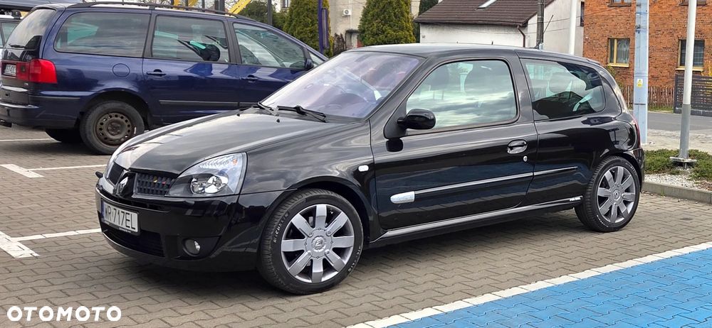 Renault Clio - 15