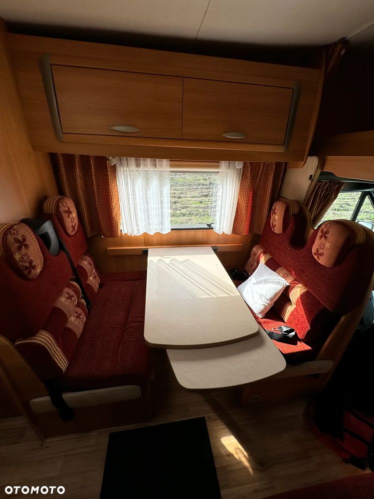 Ford Transit - 12