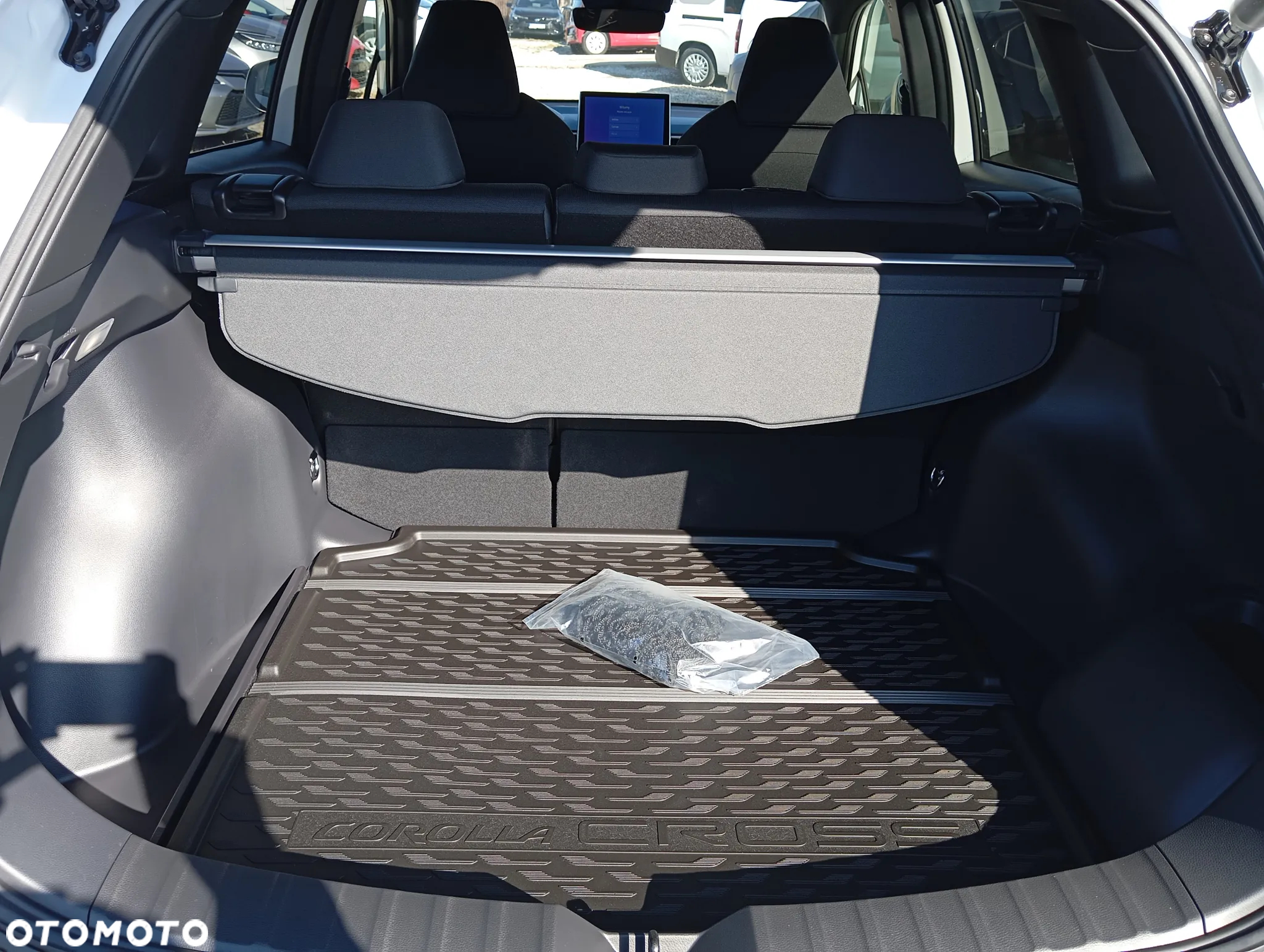 Toyota Corolla Cross 2.0 Hybrid Style - 14