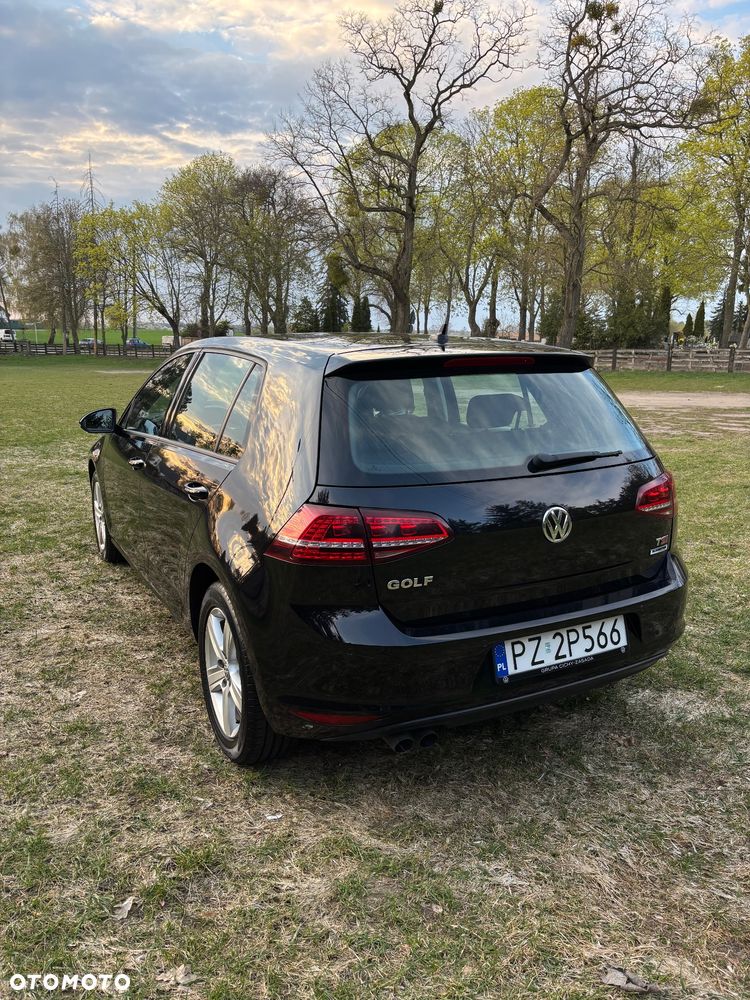 Volkswagen Golf 1.4 TSI BMT Highline DSG - 5