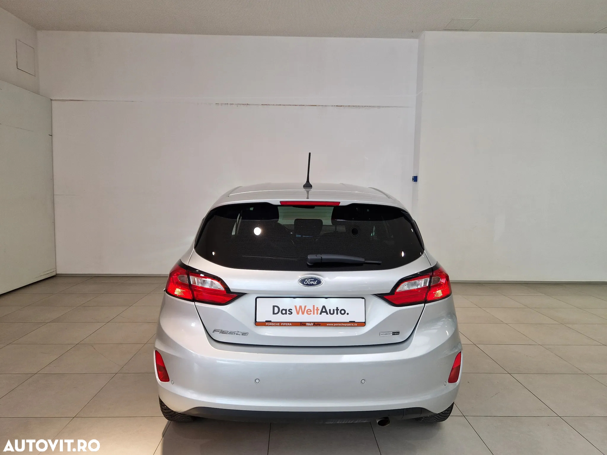 Ford Fiesta 1.0 EcoBoost 7DCT mHEV Titanium - 8