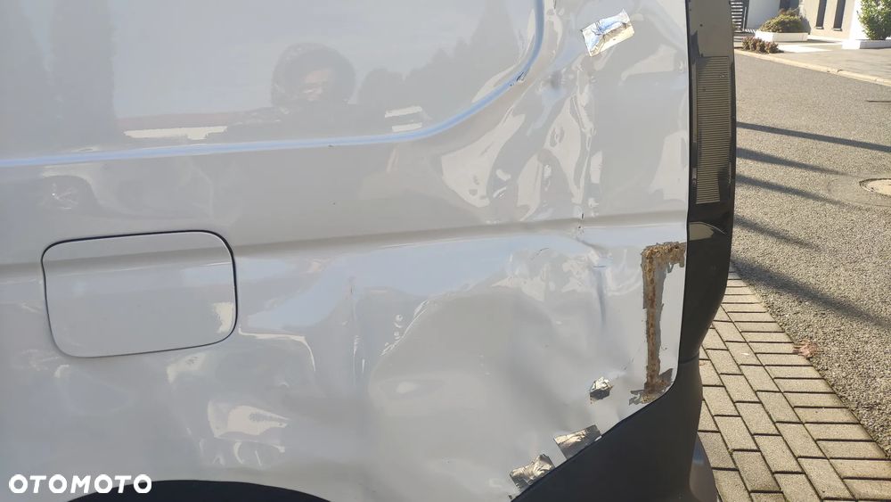 Volkswagen CADDY MAXI - 16