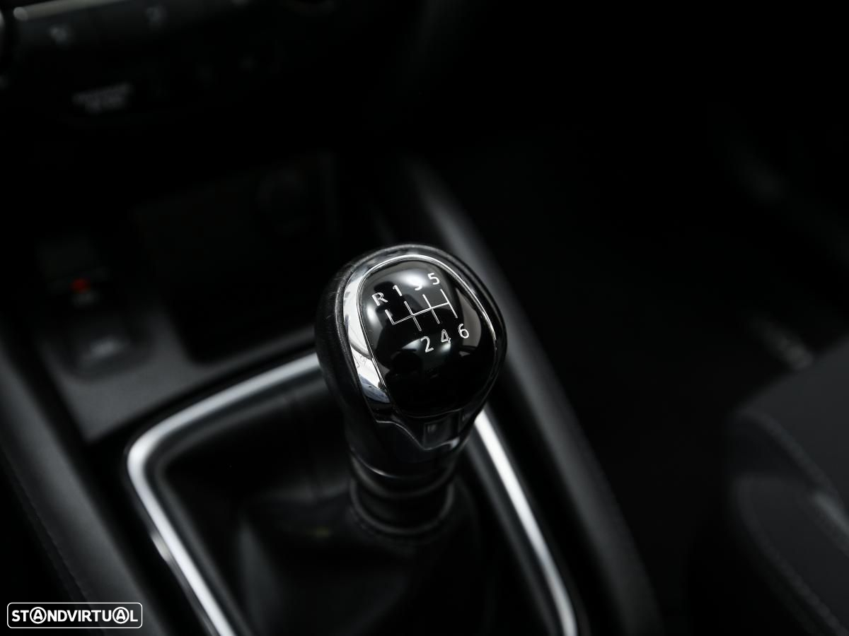 Nissan Qashqai 1.5 dCi N-Connecta - 23
