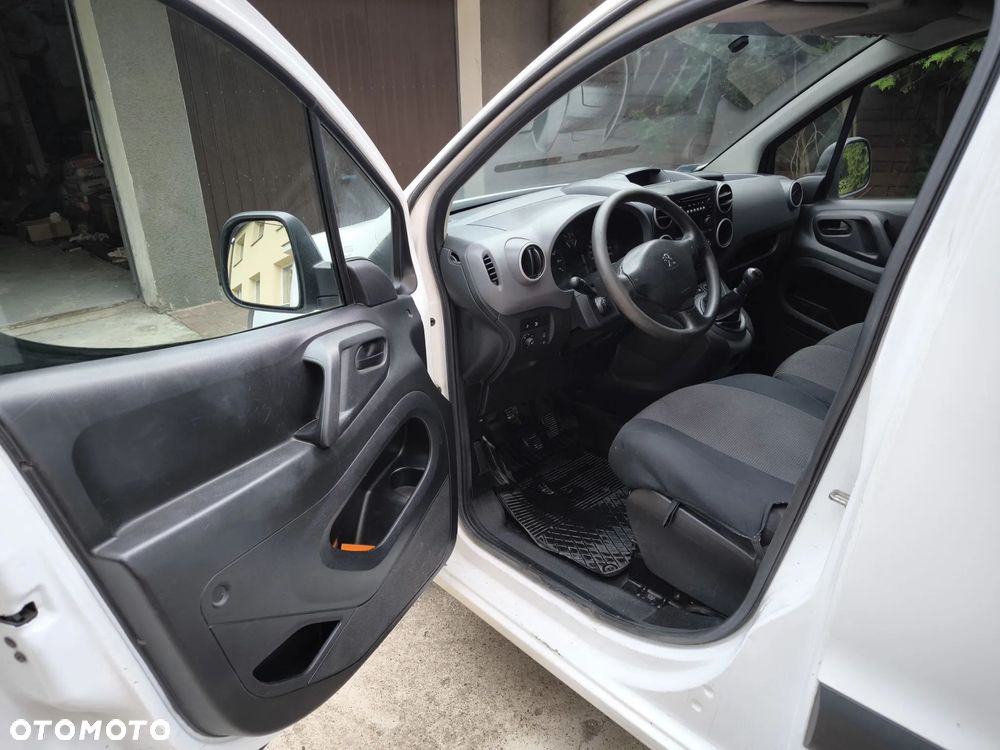 Peugeot Partner - 11