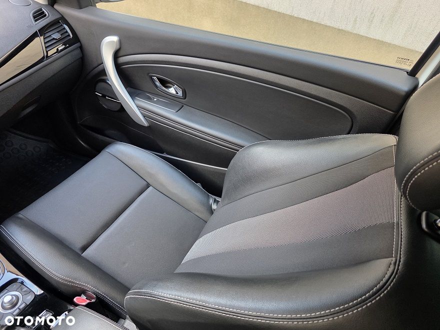 Renault Megane ENERGY TCe 115 Start & Stop Bose Edition - 24