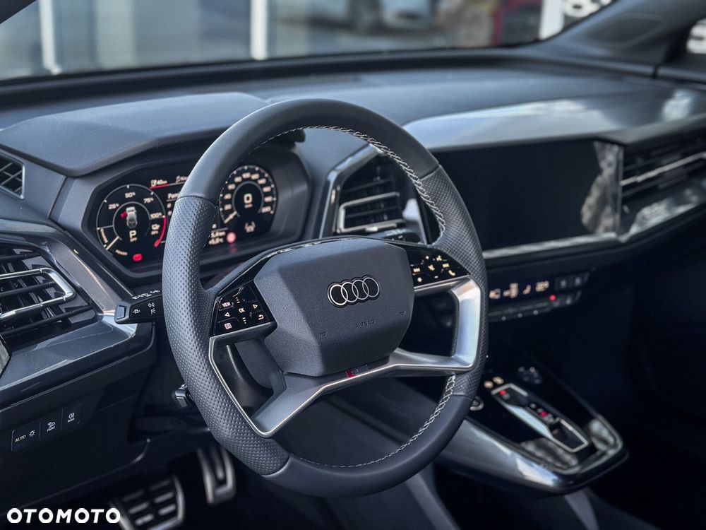 Audi Q4 e-tron - 18
