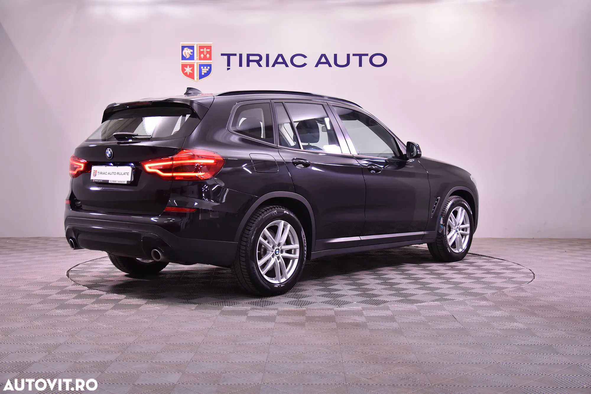 BMW X3 xDrive30i AT - 5