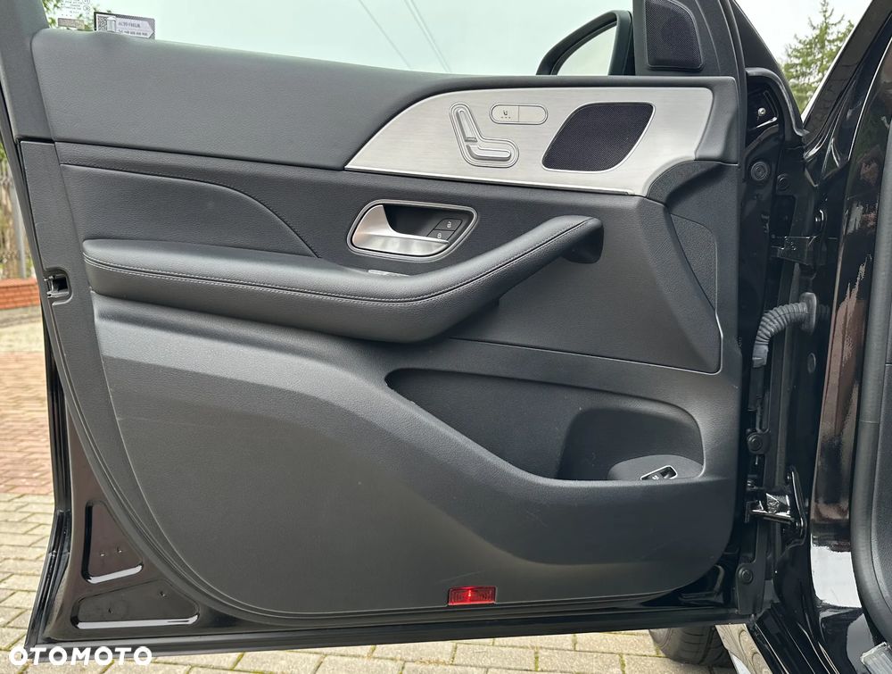 Mercedes-Benz GLE 300 d 4-Matic - 11