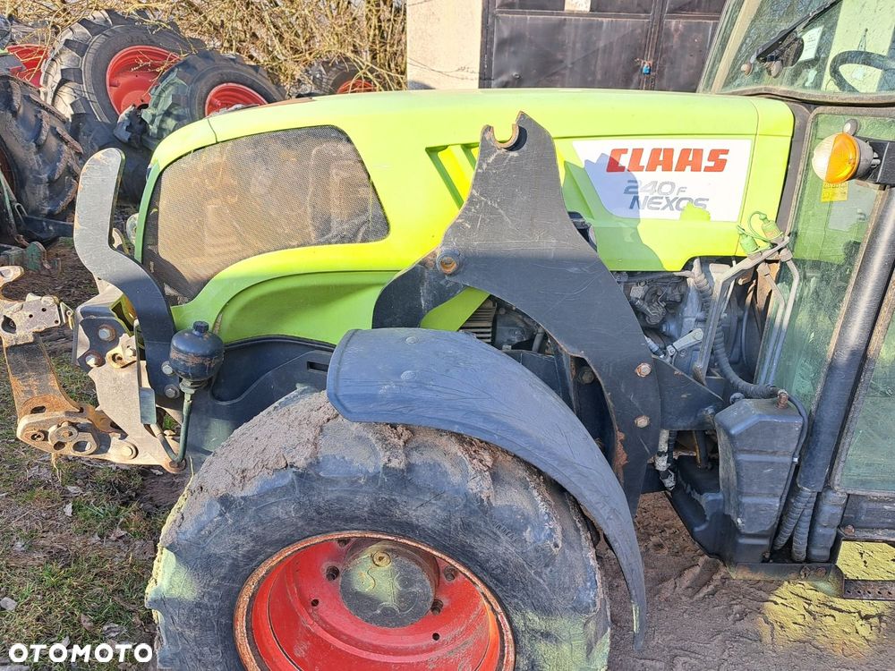 Claas Nexos 240F 4X4 - 28