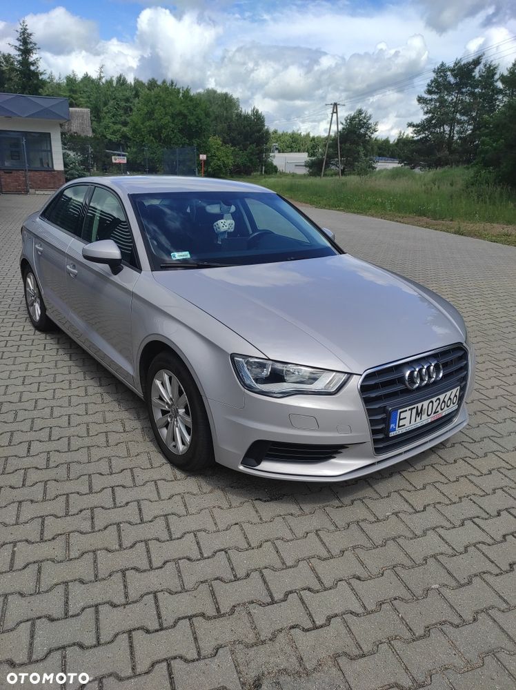 Audi A3 Sportback - 2