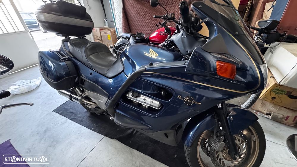 Honda Pan European ST 1100 - 1