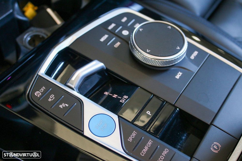 BMW iX3 M Sport Impressive - 31