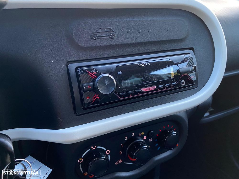 Renault Twingo SCe 70 Liberty - 9