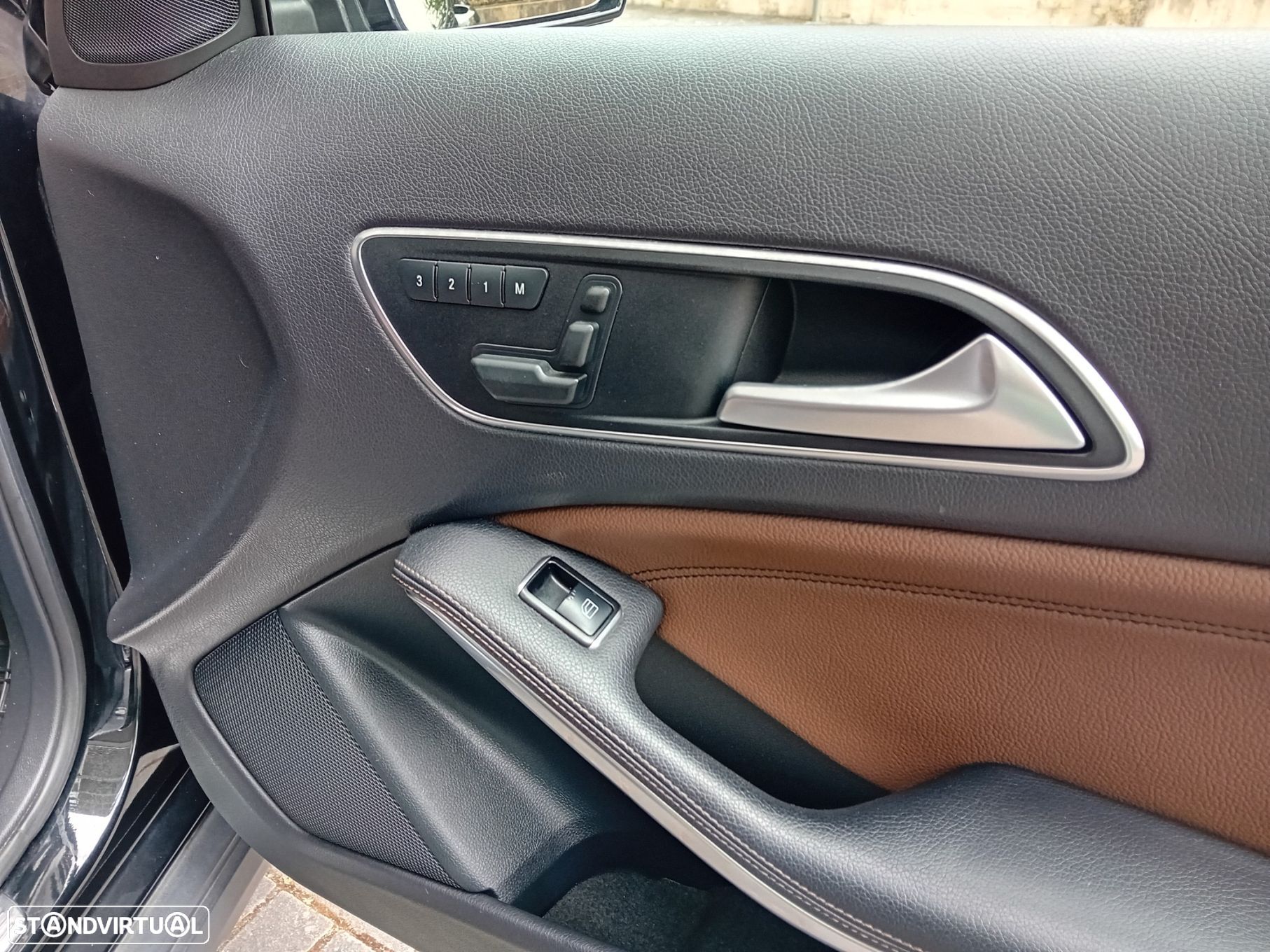 Mercedes-Benz GLA 220 CDi Style 4-Matic - 11