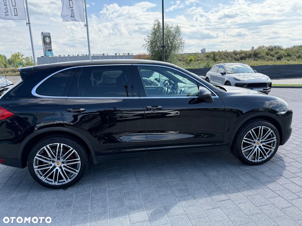 Porsche Cayenne - 9
