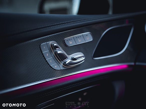 Mercedes-Benz CLS - 18
