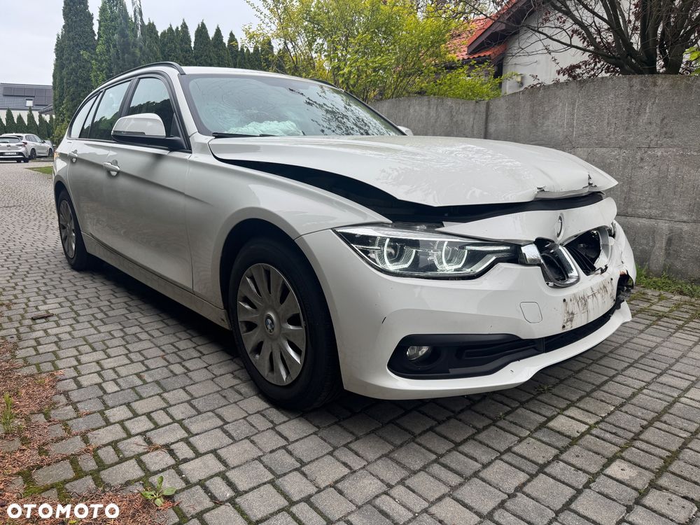 BMW Seria 3 318d Sport Line - 3
