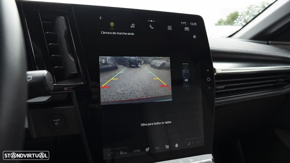 Renault Mégane E-Tech EV60 Iconic Autonomia Conforto - 32