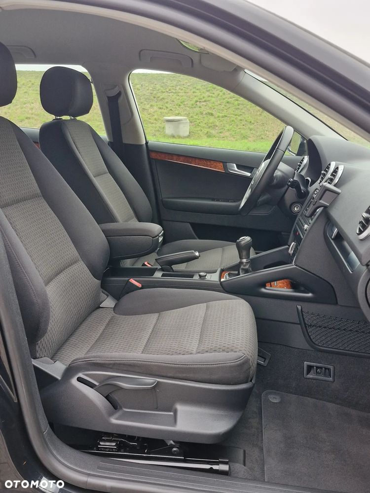 Audi A3 Sportback - 32