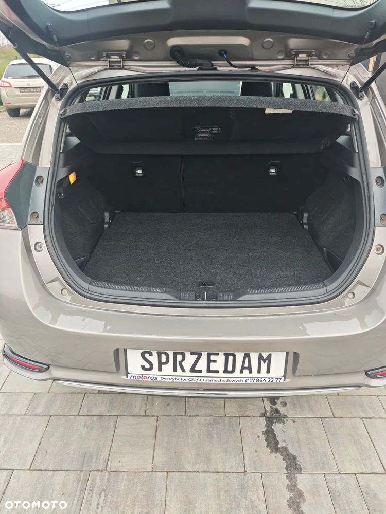 Toyota Auris 1.33 VVT-i Comfort - 11