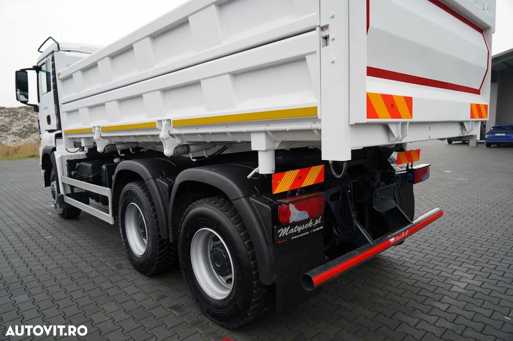 MAN TGS 26.480 / 6X6 / BASCUNĂ 3 LATE / BASCUNĂ HIDRODOXICĂ / MANUALĂ / BORDMATIC - 17