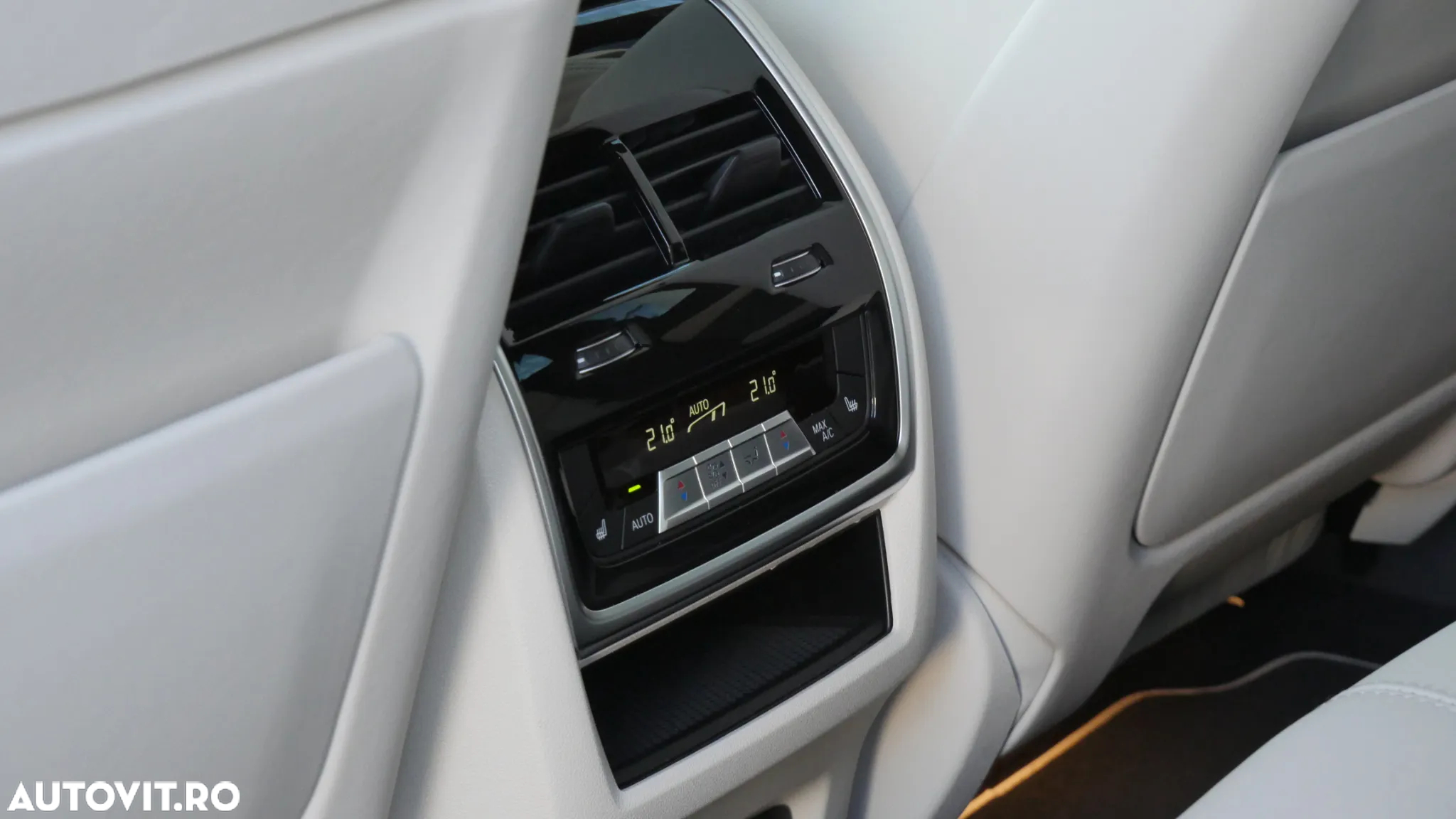 BMW X6 M Competition MHEV - 17