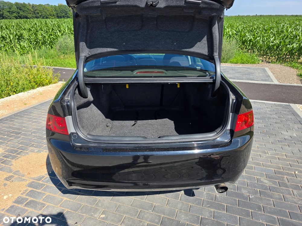 Honda Accord 2.0 Comfort - 21