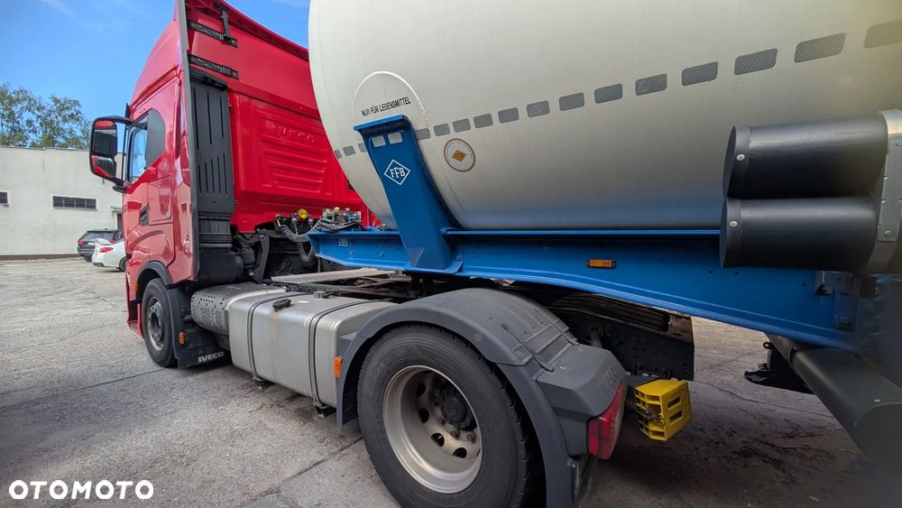 Iveco S-WAY 490 - 6