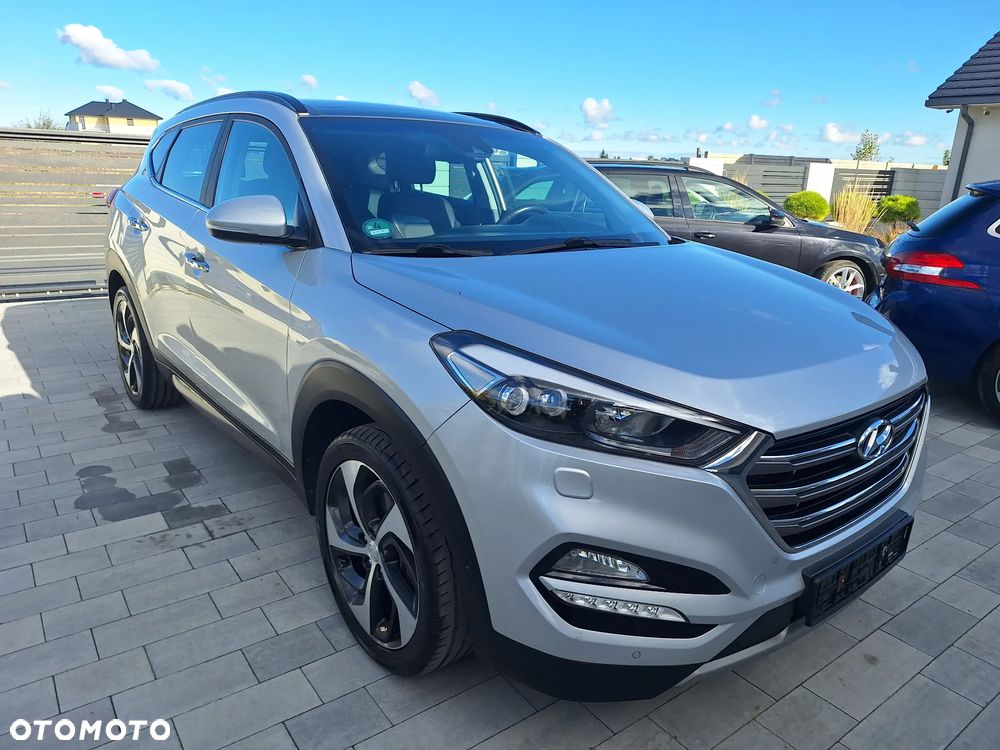 Hyundai Tucson 2.0 CRDi 4WD Automatik Premium - 3