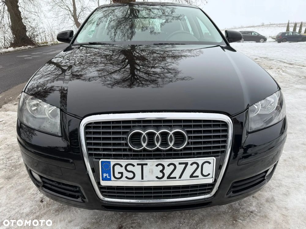 Audi A3 Sportback - 2