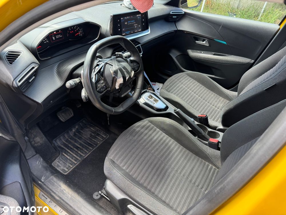 Peugeot 208 1.2 PureTech Allure Pack S&S EAT8 - 8