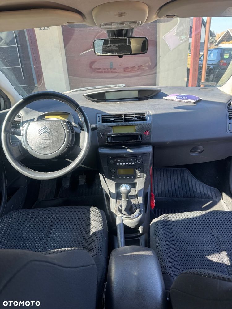 Citroën C4 1.6 16V Magic - 7