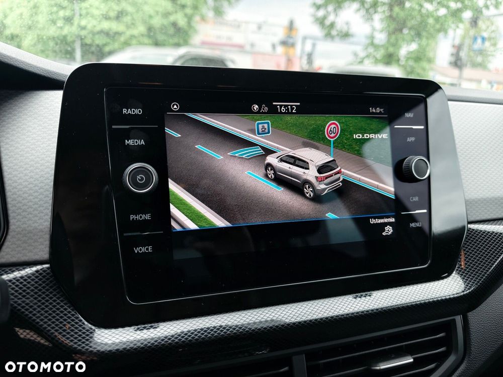 Volkswagen T-Cross - 19